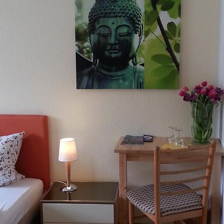 Apartmenthaus Sonnen Dusseldorf Room photo